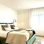 Classy & Modern Apartment Cascais